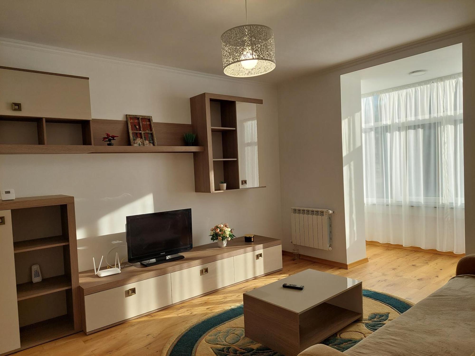 Trandafirului Residence Central Suceava Exterior foto